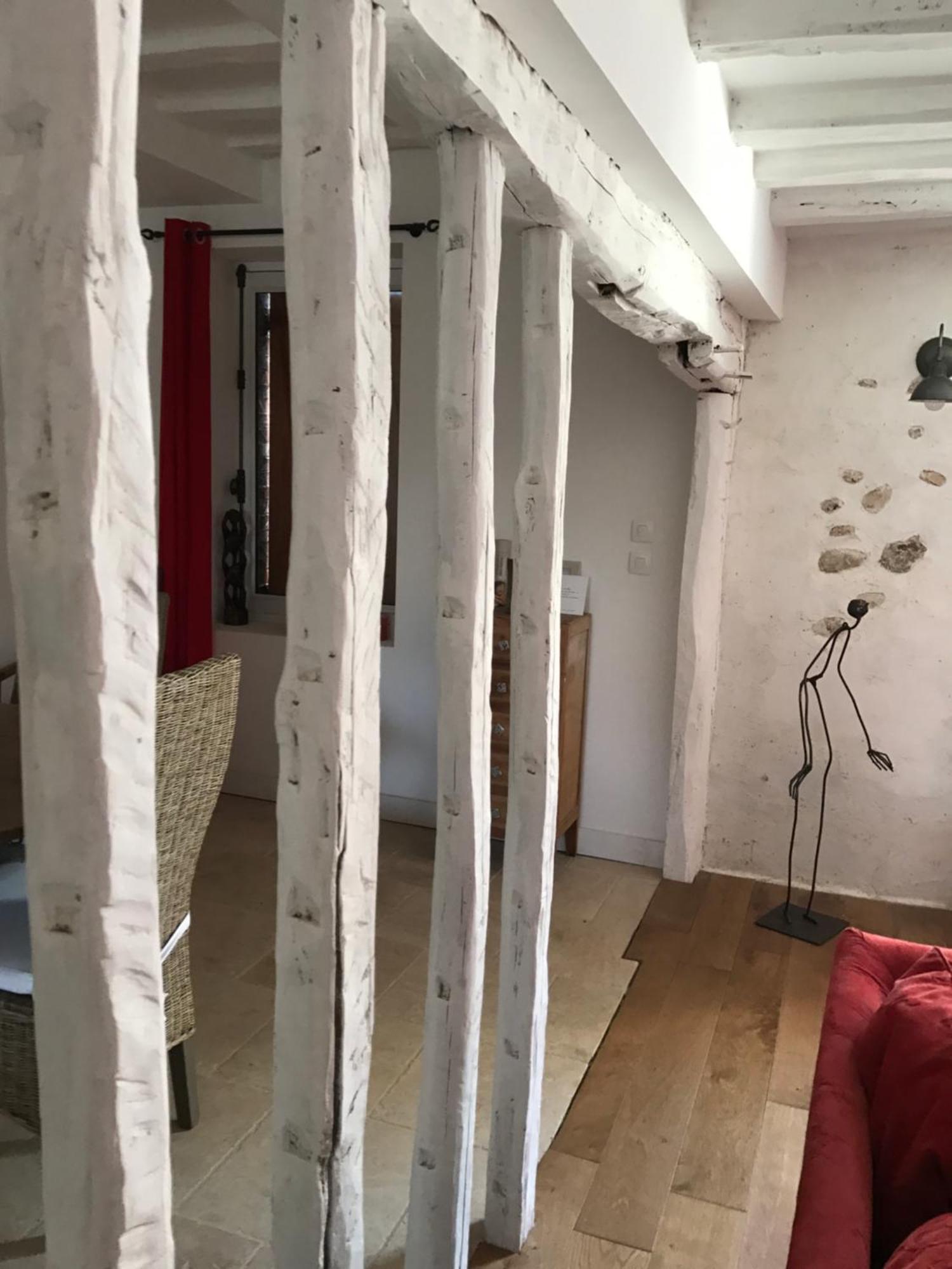 Chez Leo Apartment Marboue Bagian luar foto