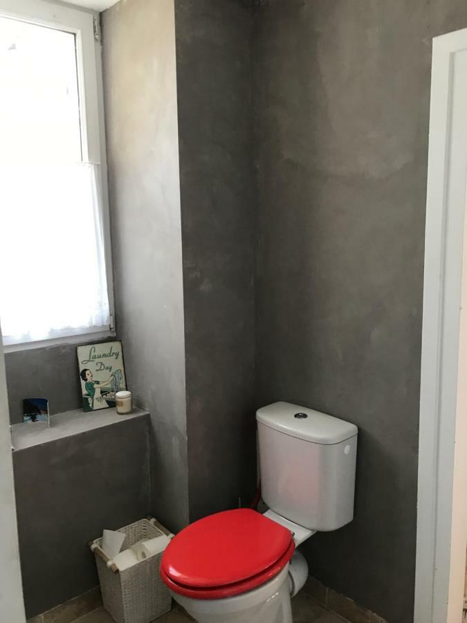 Chez Leo Apartment Marboue Bagian luar foto
