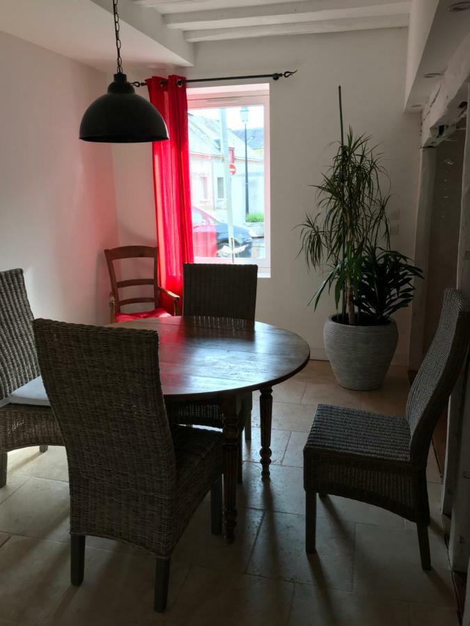 Chez Leo Apartment Marboue Bagian luar foto